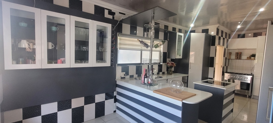 4 Bedroom Property for Sale in Gholfsig Mpumalanga