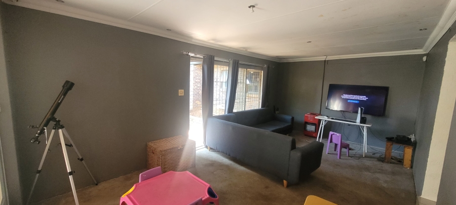 4 Bedroom Property for Sale in Gholfsig Mpumalanga