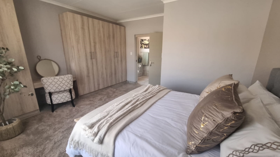 3 Bedroom Property for Sale in Jackaroo Park Mpumalanga