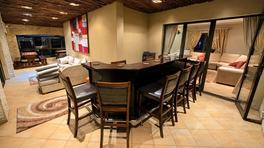 5 Bedroom Property for Sale in Machadodorp Mpumalanga
