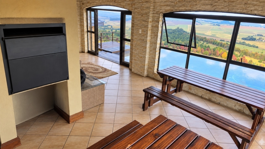 5 Bedroom Property for Sale in Machadodorp Mpumalanga