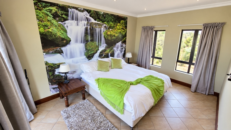 5 Bedroom Property for Sale in Machadodorp Mpumalanga