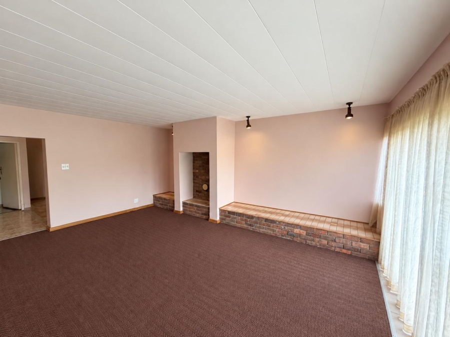 4 Bedroom Property for Sale in Kinross Mpumalanga