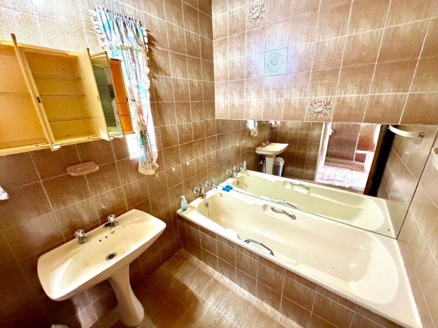 4 Bedroom Property for Sale in Kinross Mpumalanga