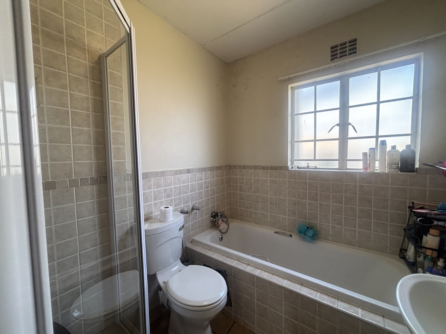 2 Bedroom Property for Sale in Reyno Ridge Mpumalanga