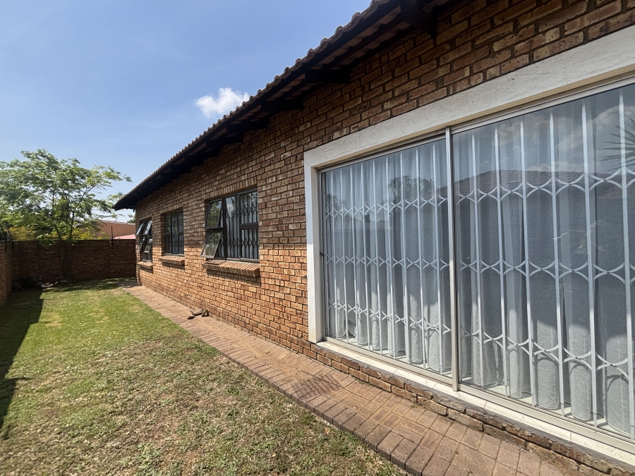 3 Bedroom Property for Sale in Ben Fleur Mpumalanga