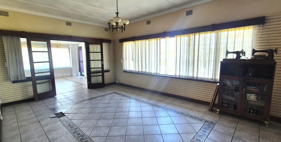 4 Bedroom Property for Sale in Nelspruit Ext 2 Mpumalanga