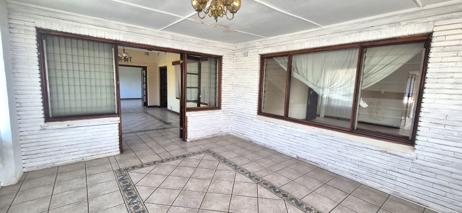 4 Bedroom Property for Sale in Nelspruit Ext 2 Mpumalanga