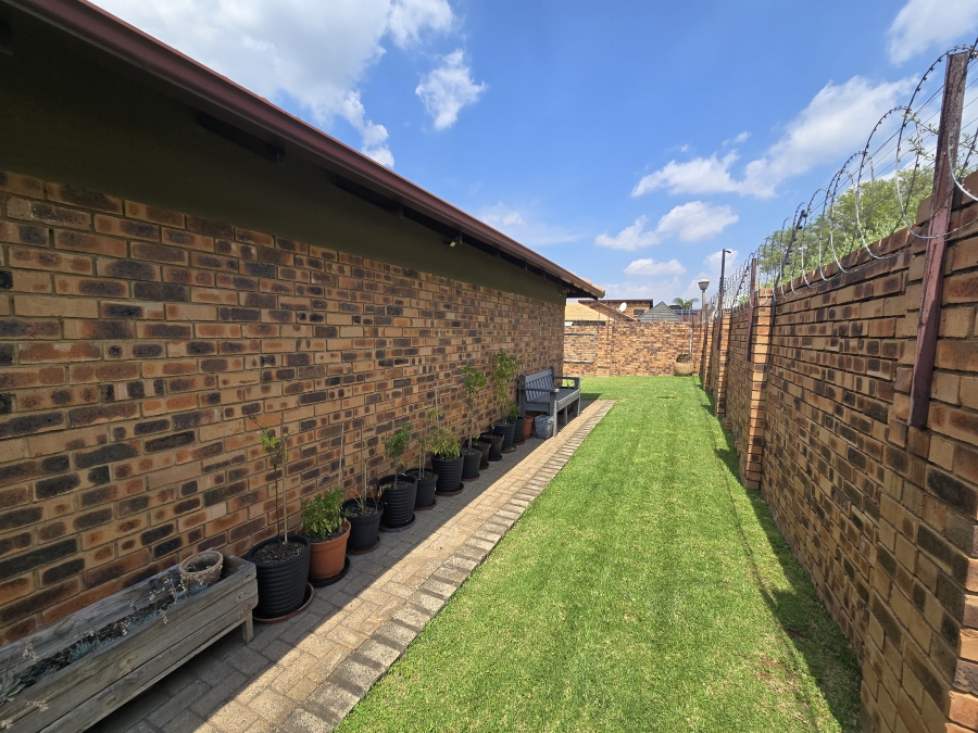 3 Bedroom Property for Sale in Gholfsig Mpumalanga