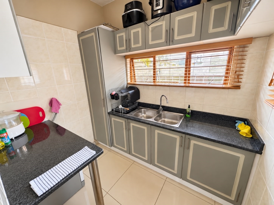 5 Bedroom Property for Sale in Ben Fleur Mpumalanga
