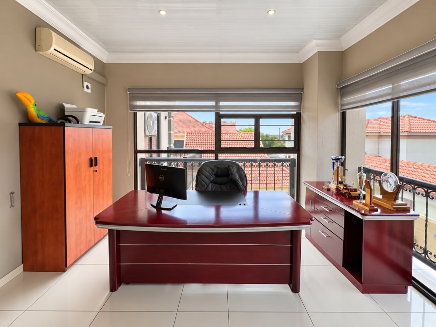5 Bedroom Property for Sale in Ben Fleur Mpumalanga