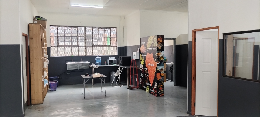 To Let Commercial Property for Rent in Nelspruit Mpumalanga