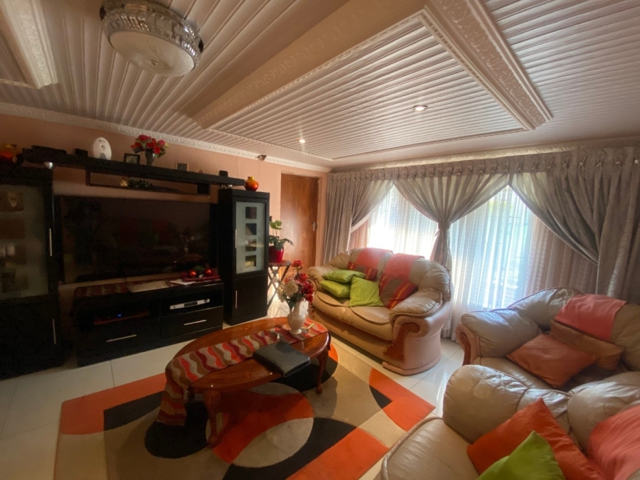 3 Bedroom Property for Sale in Kabokweni Mpumalanga
