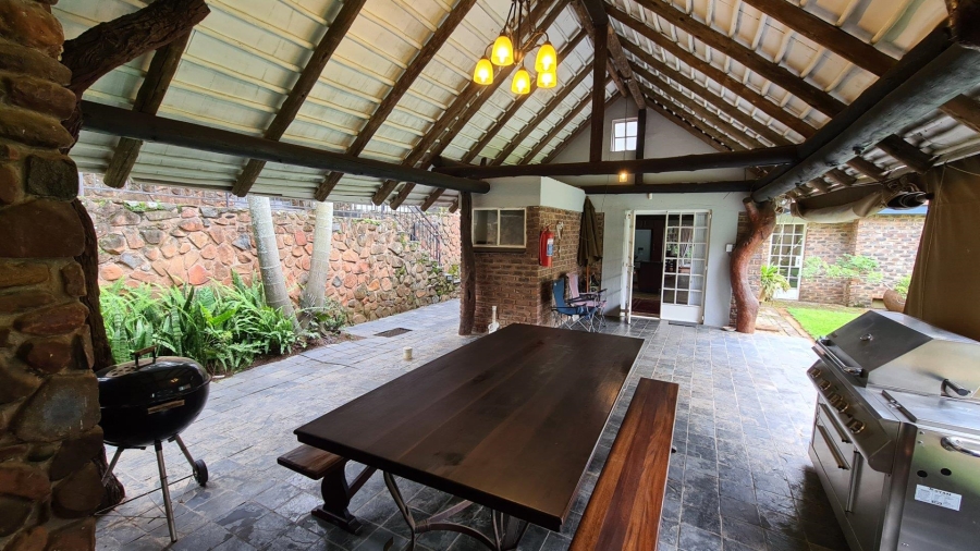 6 Bedroom Property for Sale in White River Mpumalanga