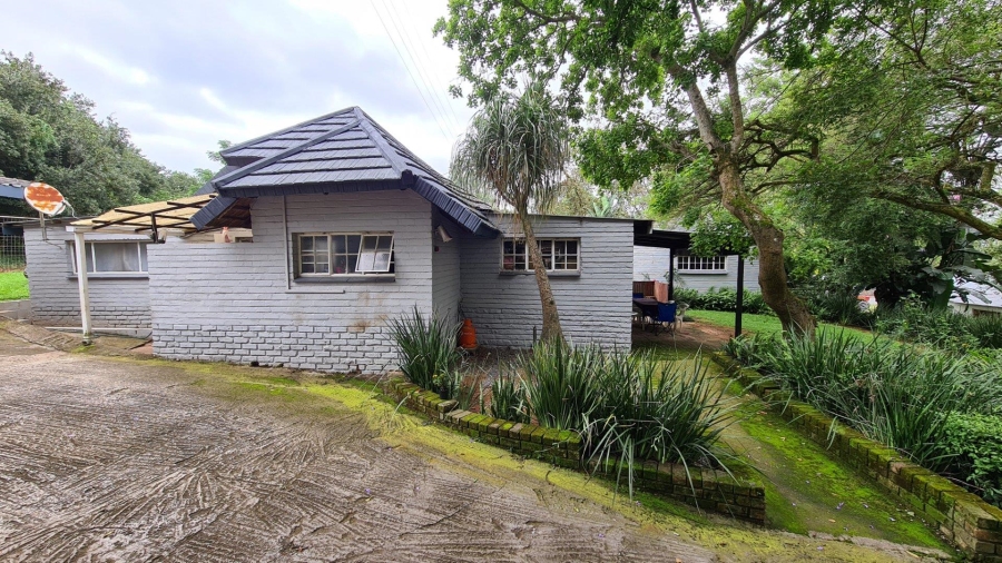 6 Bedroom Property for Sale in White River Mpumalanga