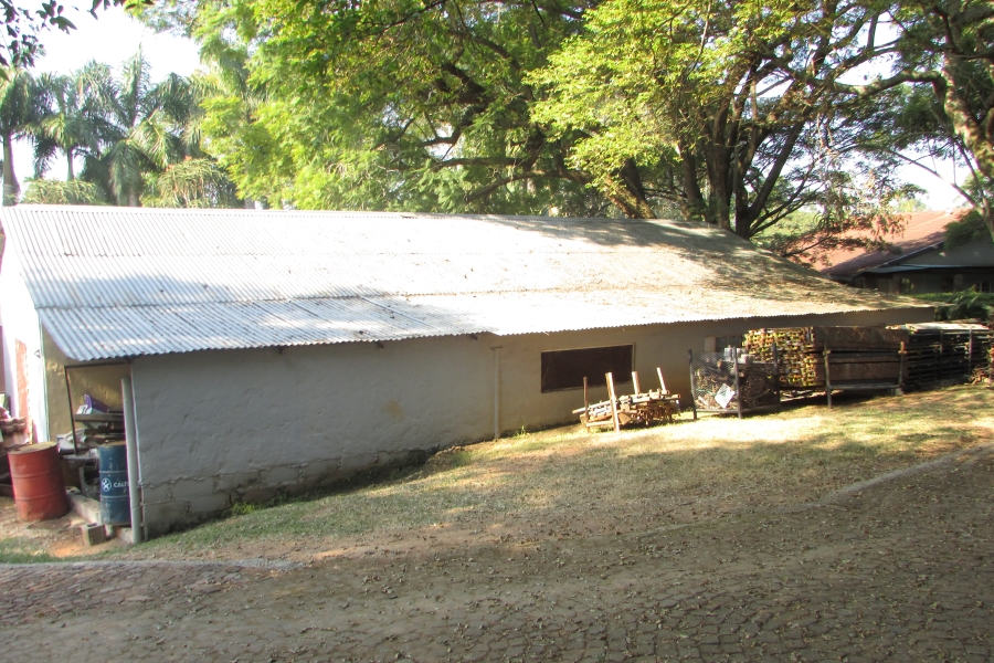 6 Bedroom Property for Sale in White River Mpumalanga