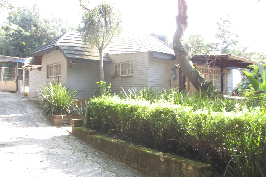 6 Bedroom Property for Sale in White River Mpumalanga
