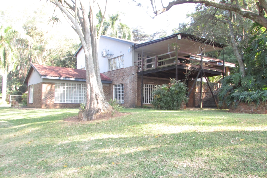 6 Bedroom Property for Sale in White River Mpumalanga