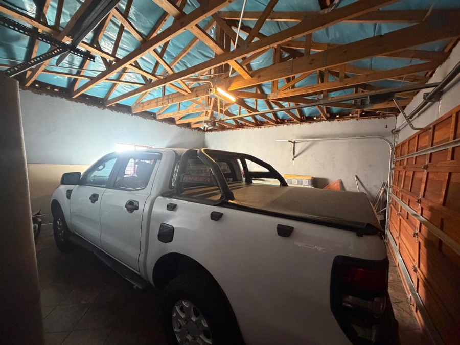 3 Bedroom Property for Sale in Stonehenge Mpumalanga