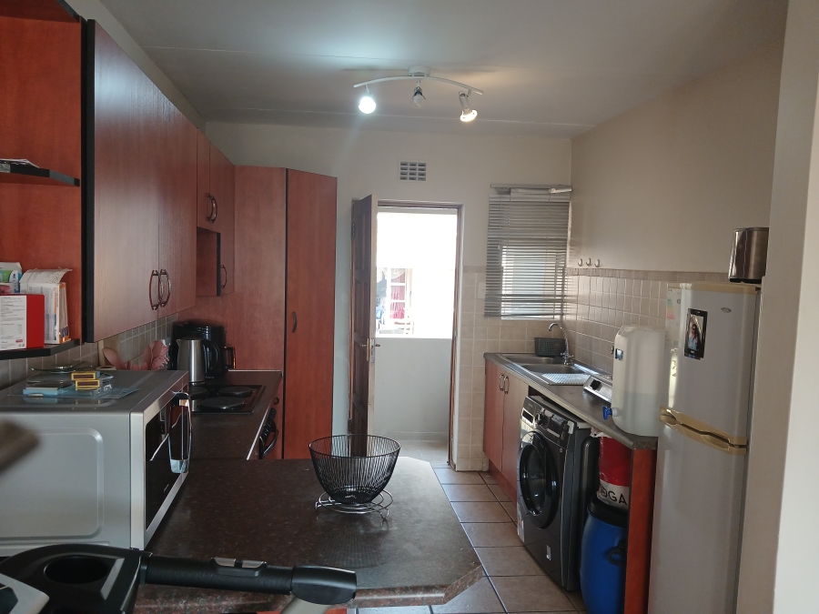 To Let 2 Bedroom Property for Rent in Reyno Ridge Mpumalanga