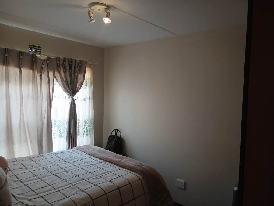 To Let 2 Bedroom Property for Rent in Reyno Ridge Mpumalanga