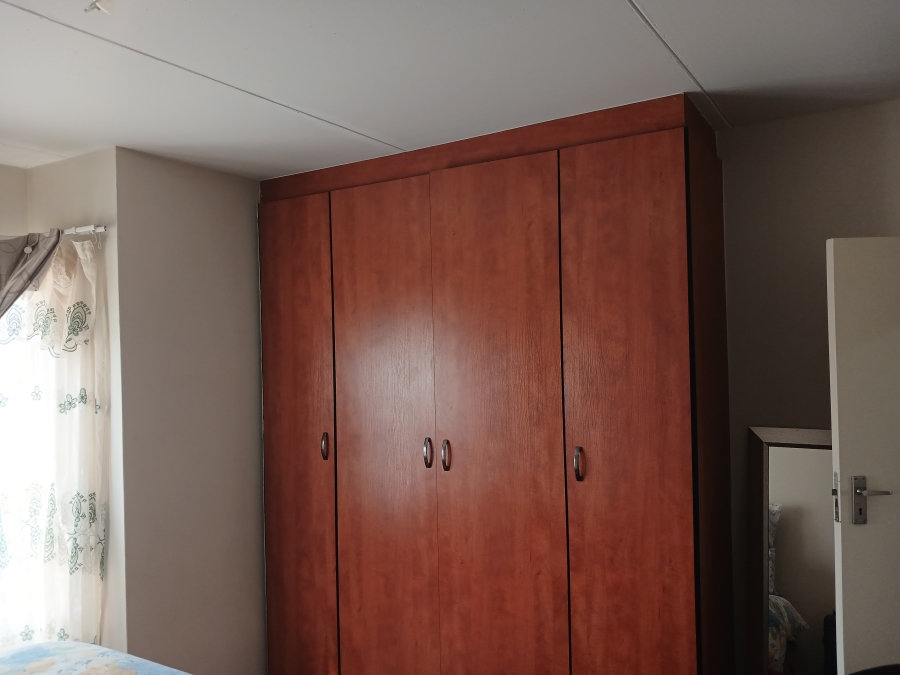 To Let 2 Bedroom Property for Rent in Reyno Ridge Mpumalanga