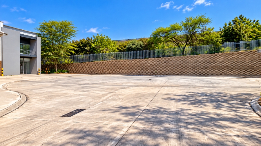 To Let Commercial Property for Rent in Riverside Park Mpumalanga