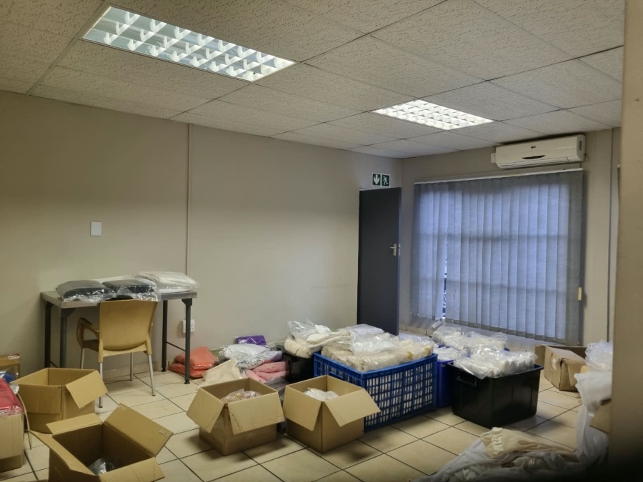 To Let Commercial Property for Rent in Vintonia Mpumalanga