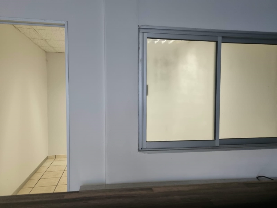 To Let Commercial Property for Rent in Vintonia Mpumalanga