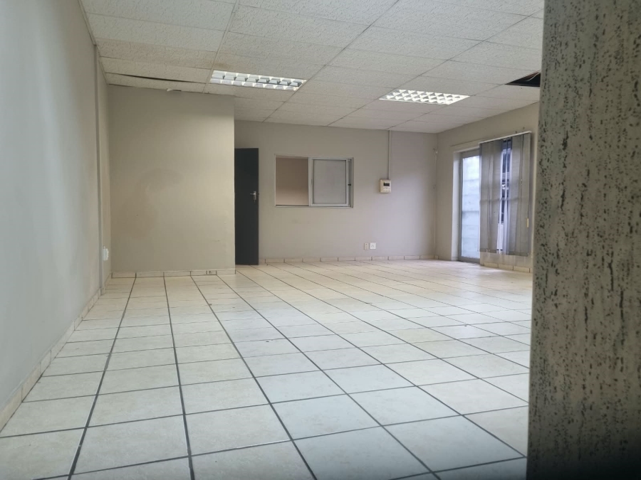 To Let Commercial Property for Rent in Vintonia Mpumalanga