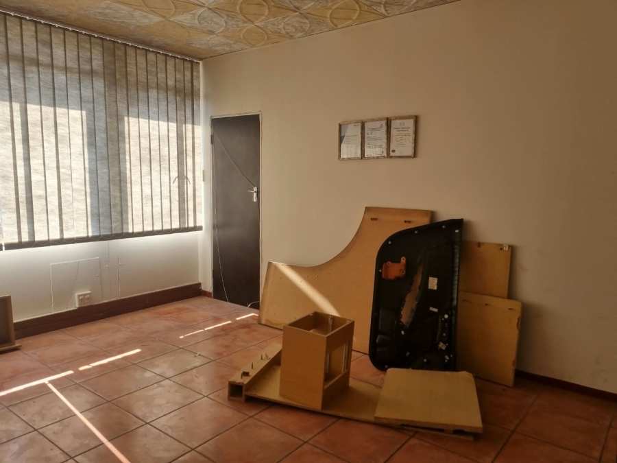 To Let Commercial Property for Rent in Nelspruit Mpumalanga