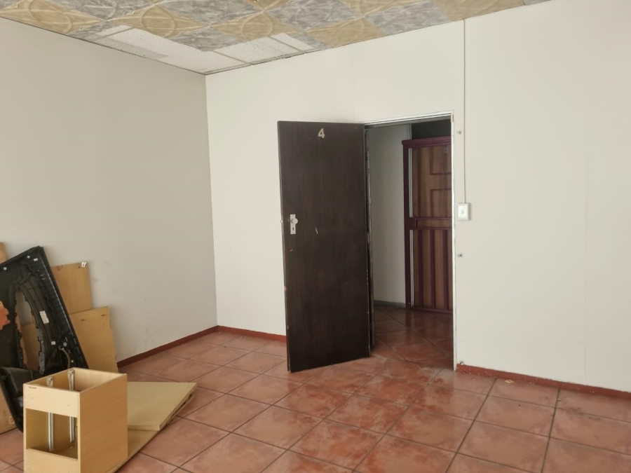 To Let Commercial Property for Rent in Nelspruit Mpumalanga