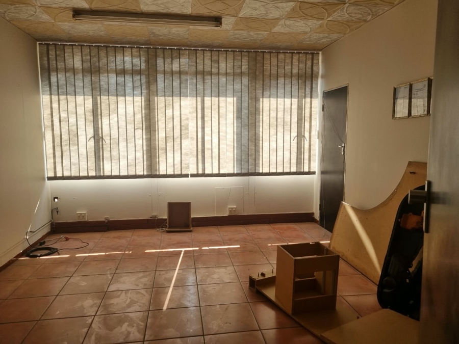 To Let Commercial Property for Rent in Nelspruit Mpumalanga