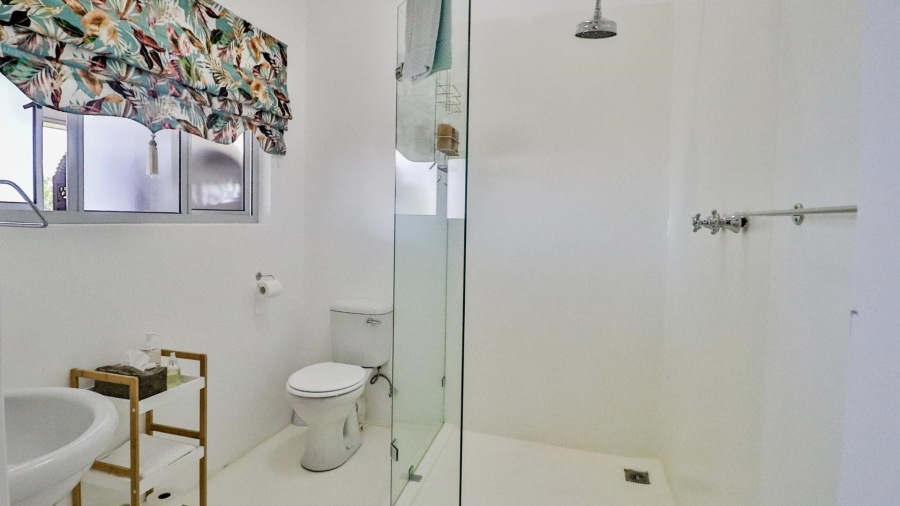 5 Bedroom Property for Sale in White River Mpumalanga
