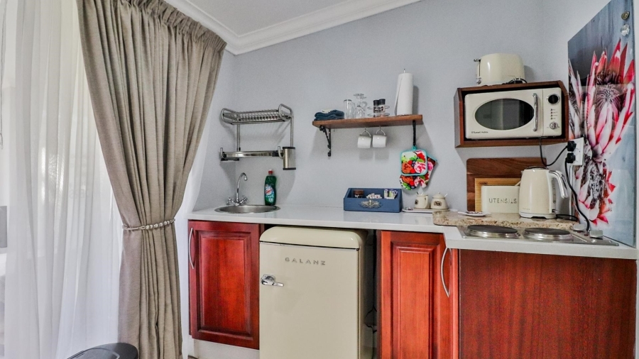 5 Bedroom Property for Sale in White River Mpumalanga