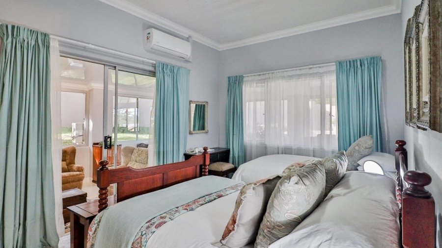 5 Bedroom Property for Sale in White River Mpumalanga