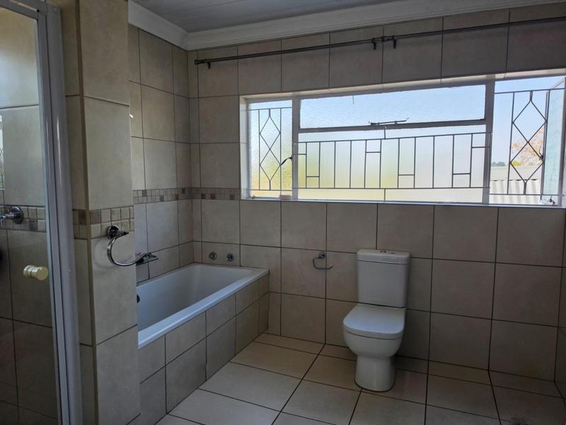 Commercial Property for Sale in Jackaroo A H Mpumalanga