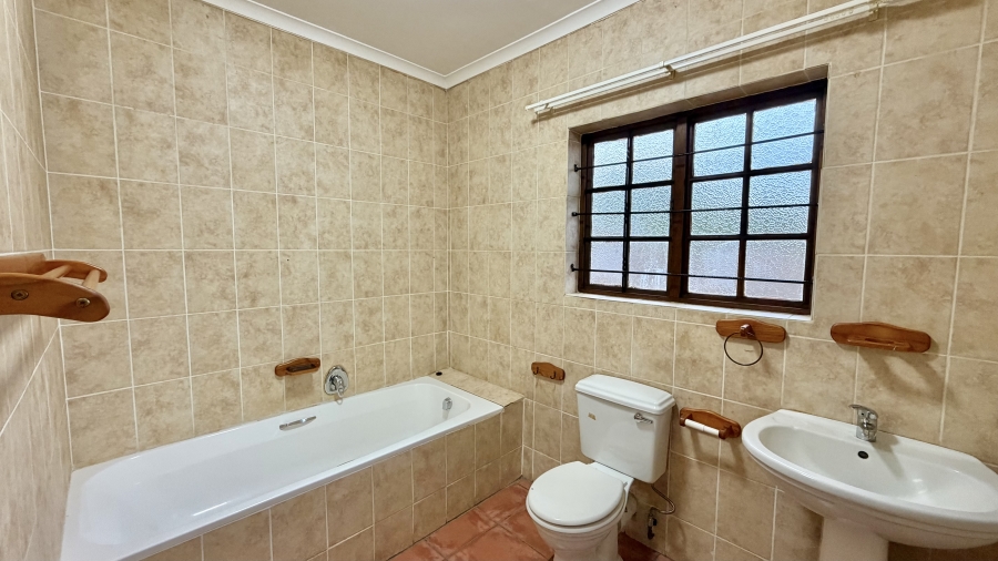 To Let 3 Bedroom Property for Rent in Stonehenge Ext 1 Mpumalanga