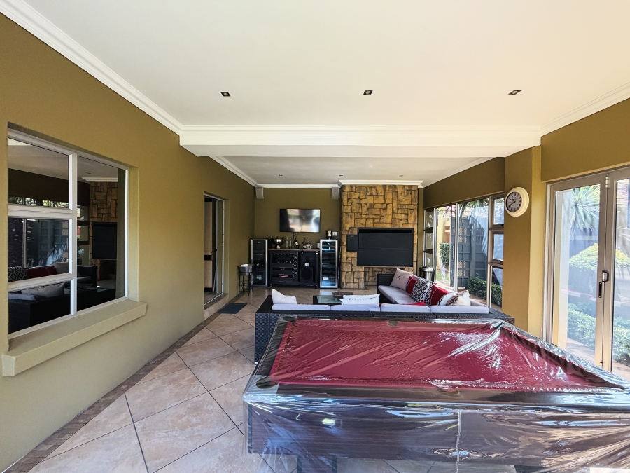 To Let 7 Bedroom Property for Rent in Aerorand Mpumalanga