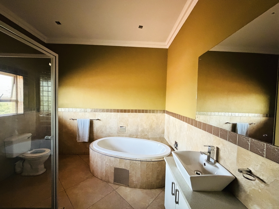 To Let 7 Bedroom Property for Rent in Aerorand Mpumalanga