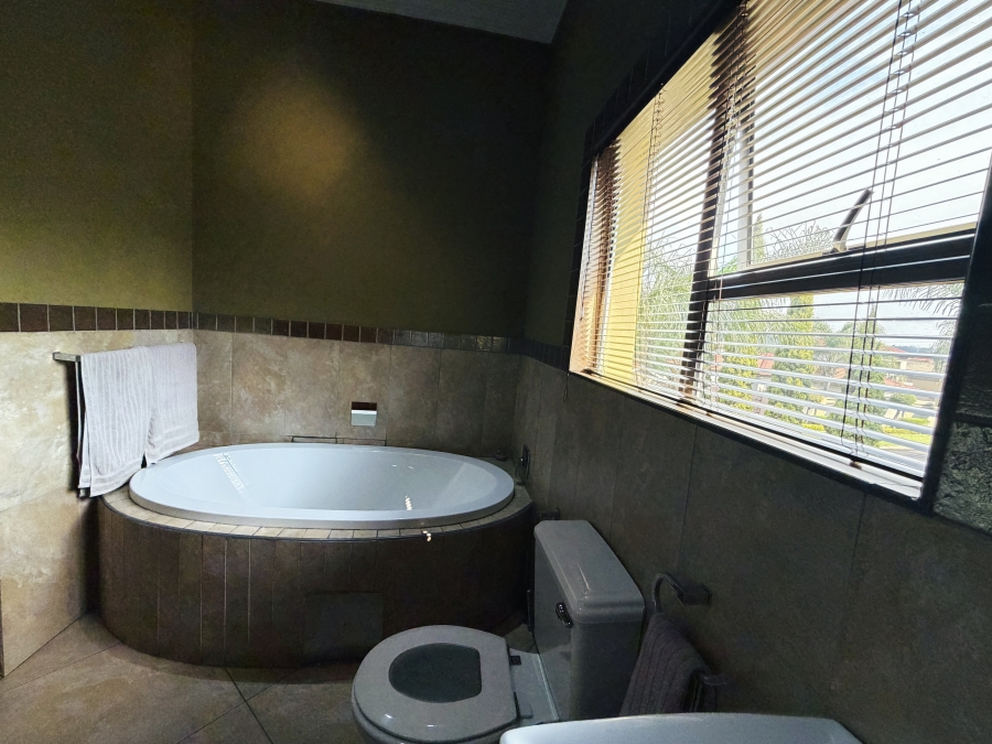 To Let 7 Bedroom Property for Rent in Aerorand Mpumalanga