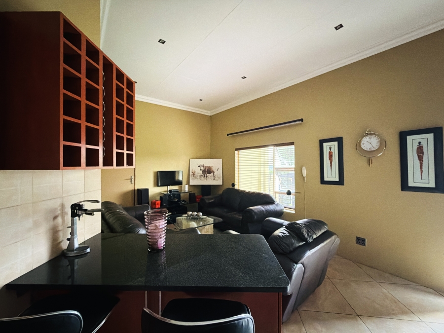 To Let 7 Bedroom Property for Rent in Aerorand Mpumalanga