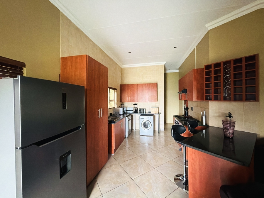 To Let 7 Bedroom Property for Rent in Aerorand Mpumalanga