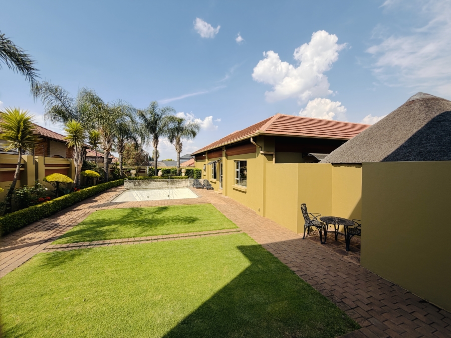 To Let 7 Bedroom Property for Rent in Aerorand Mpumalanga