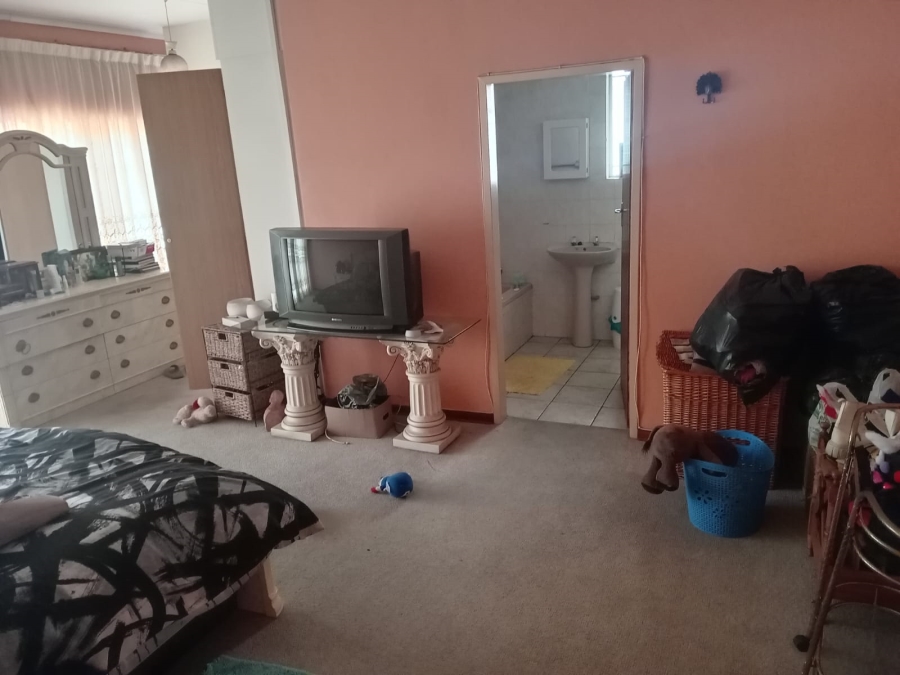 4 Bedroom Property for Sale in Die Heuwel Mpumalanga