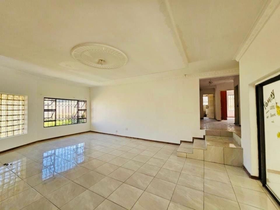 To Let 4 Bedroom Property for Rent in Model Park Mpumalanga