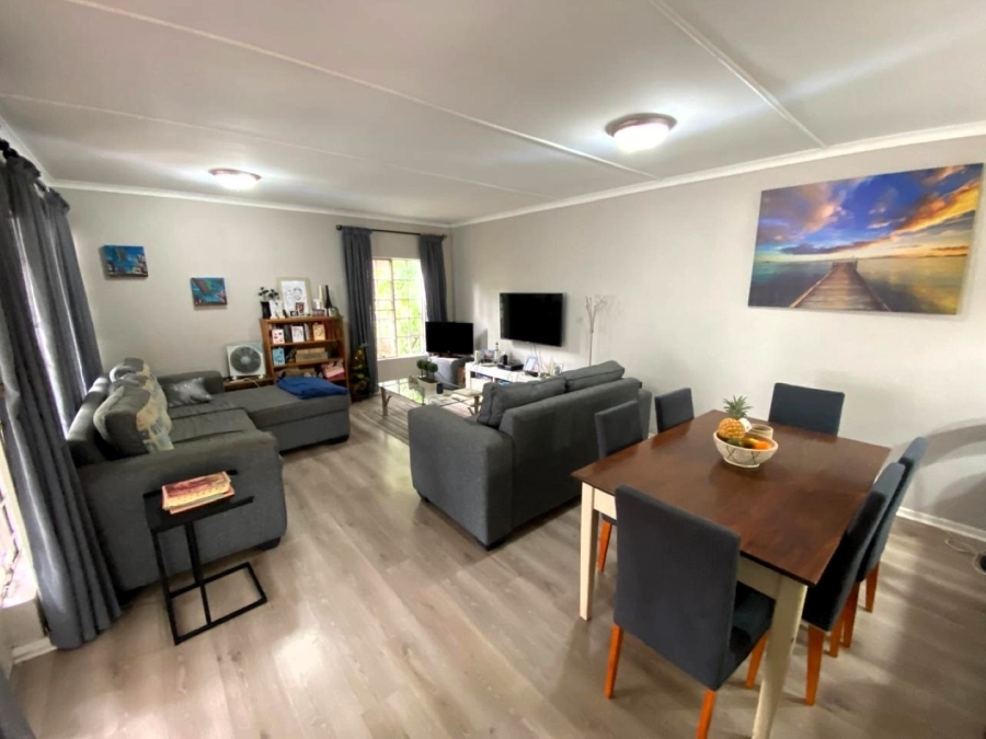 2 Bedroom Property for Sale in White River Ext 9 Mpumalanga