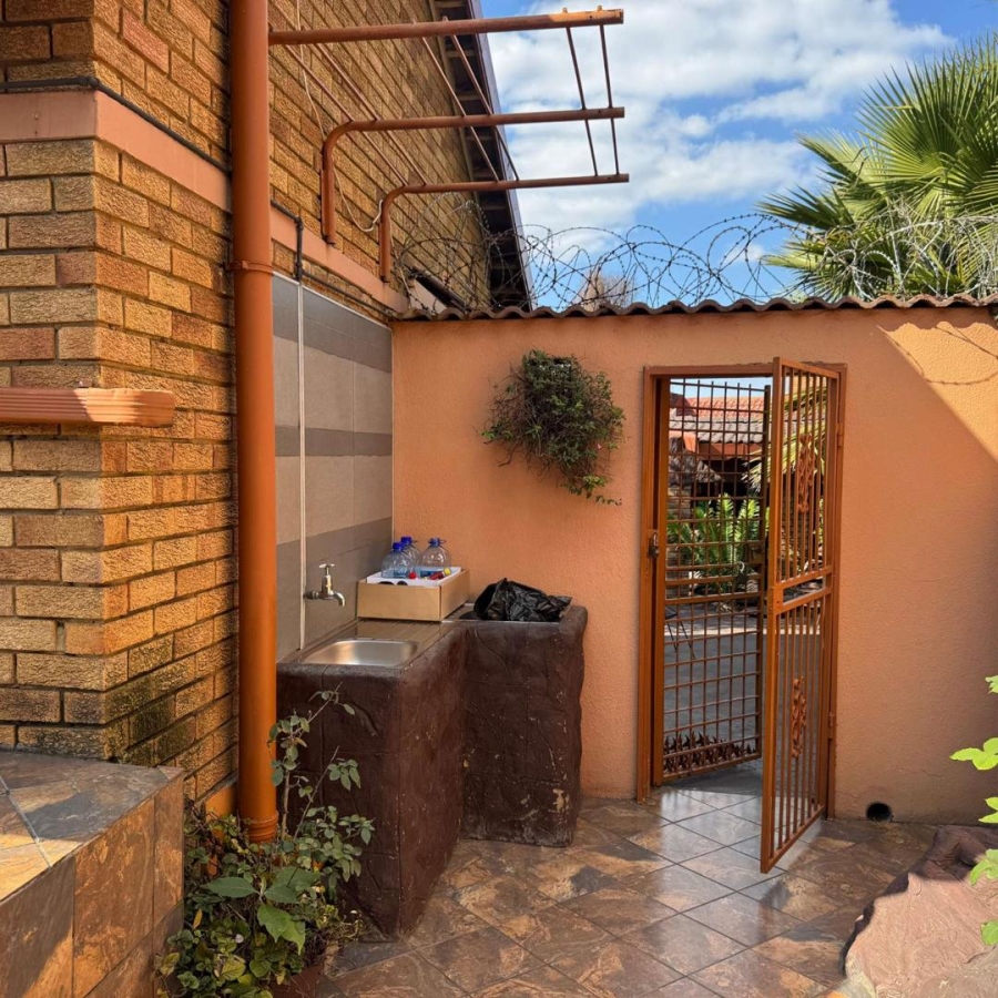5 Bedroom Property for Sale in Die Heuwel Mpumalanga