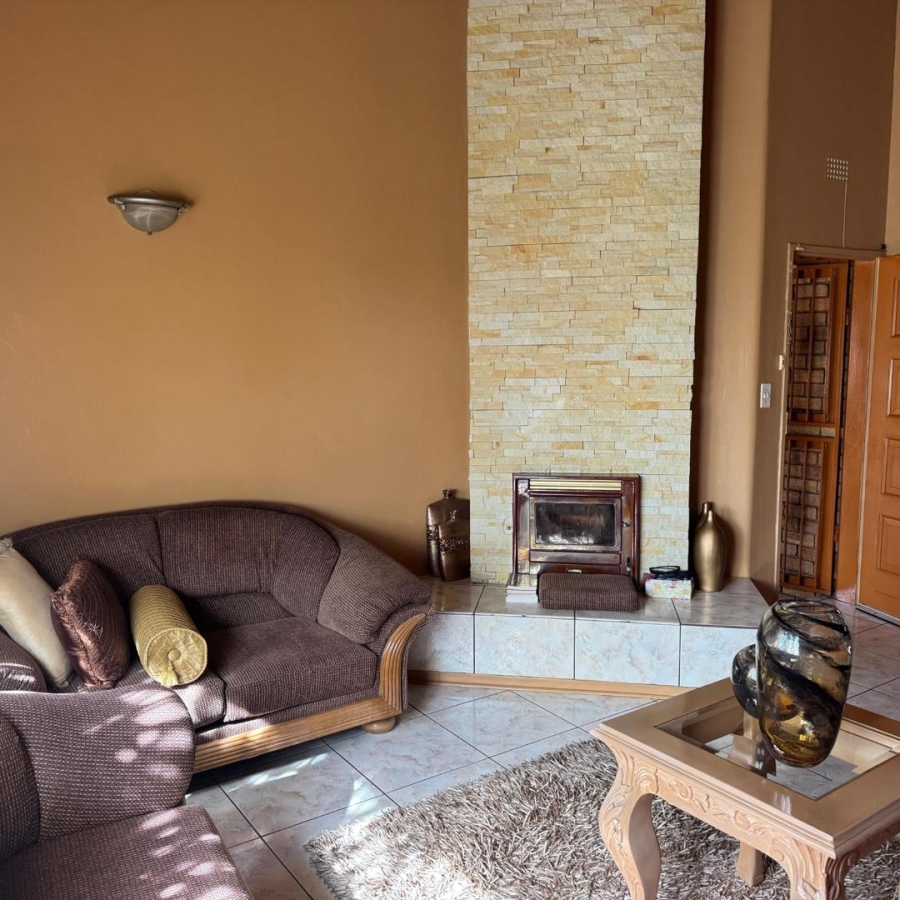 5 Bedroom Property for Sale in Die Heuwel Mpumalanga