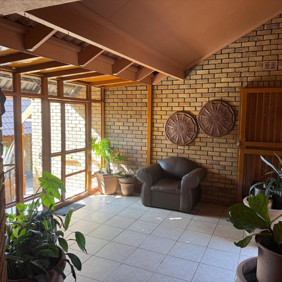 5 Bedroom Property for Sale in Die Heuwel Mpumalanga